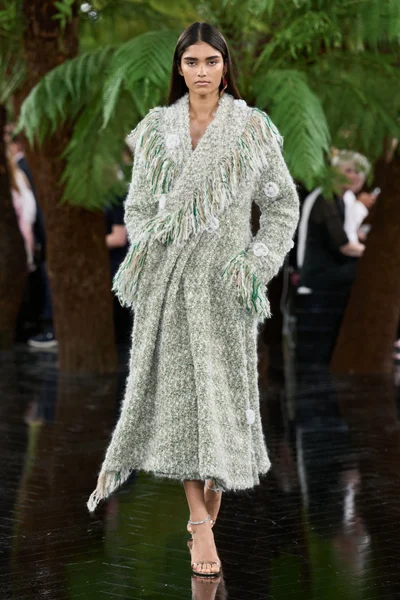 Look 22
